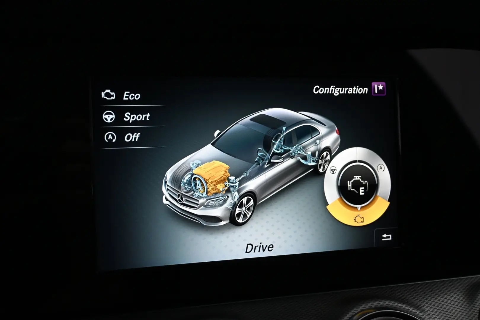 Car Image - 4ycieKp5HddTie2lj6d9zV