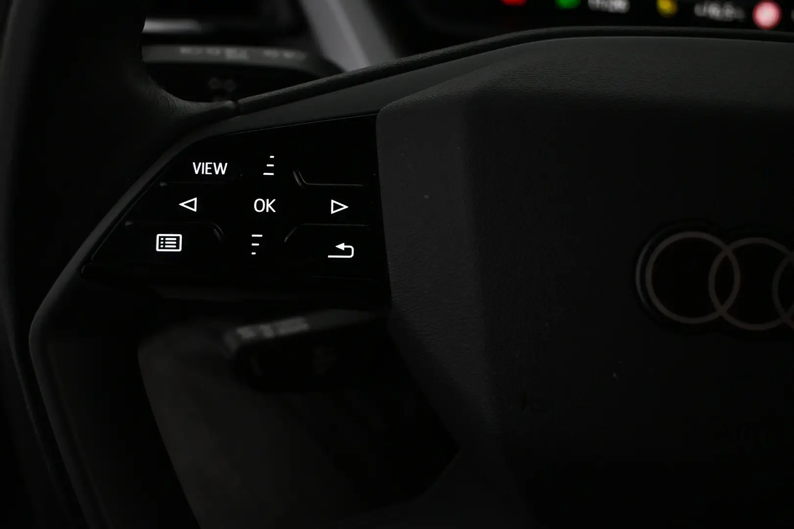 Car Image - 1lfbnyy9TjBaC5UTyFuyGm