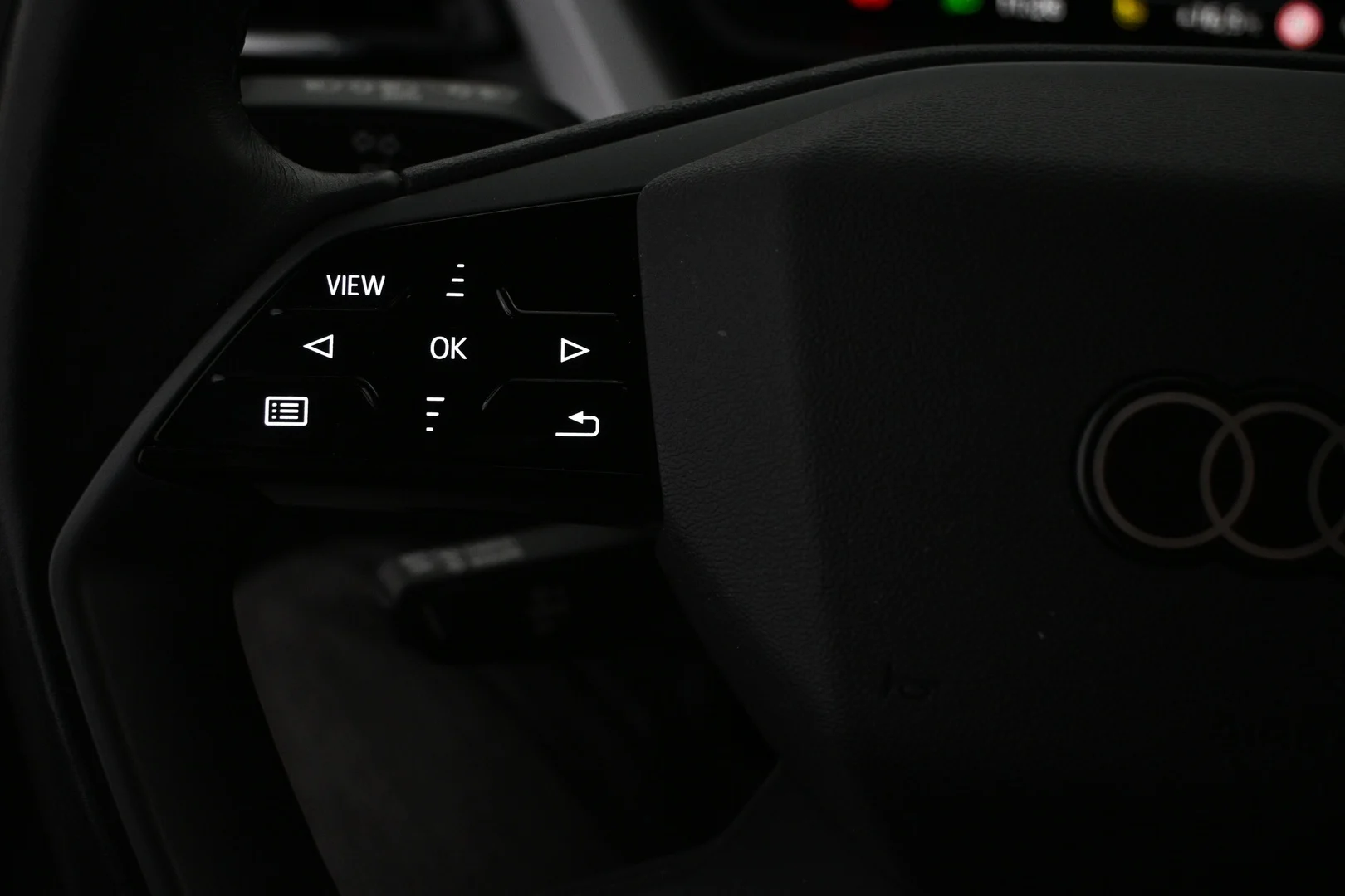 Car Image - 1lfbnyy9TjBaC5UTyFuyGm