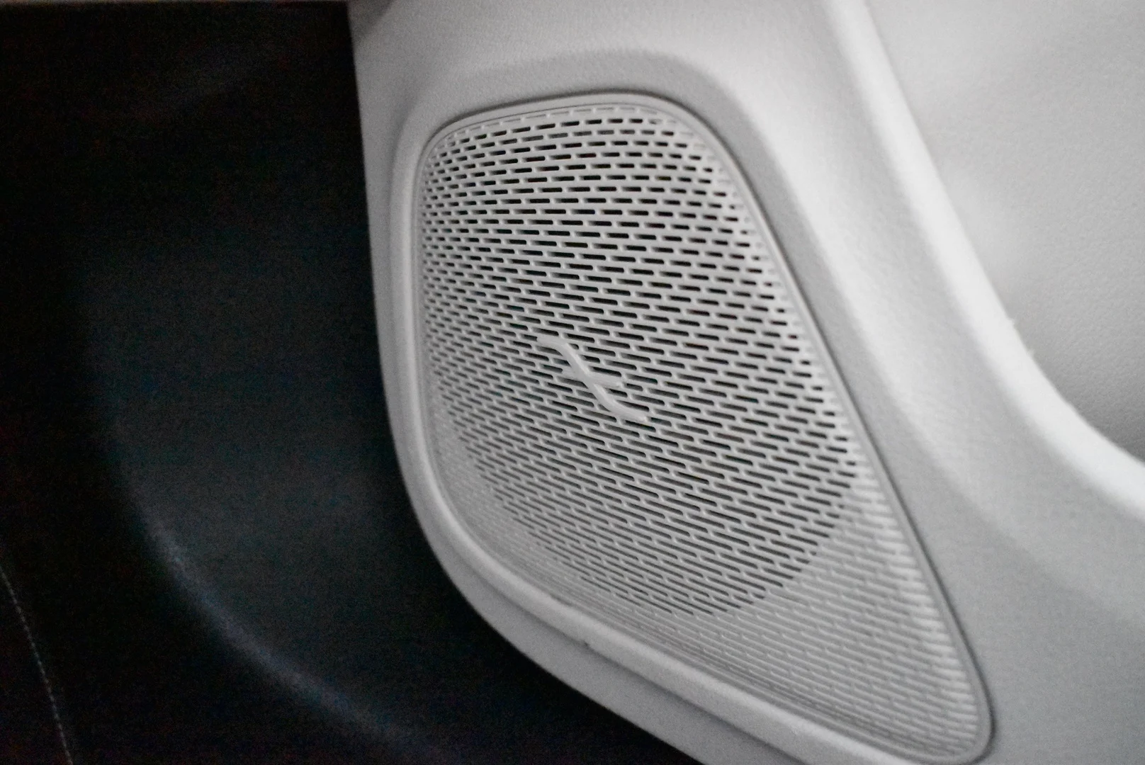 Car Image - KgfFSlIOkkcNvhXb7OA6c