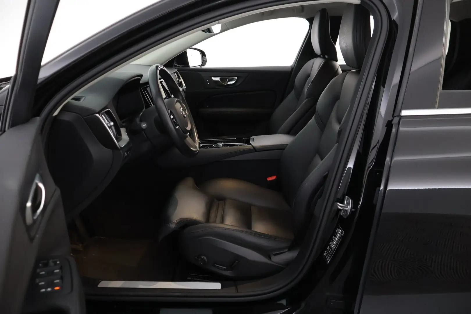 Car Image - 4FmQohBU7oJ3rTOBPMEHA7