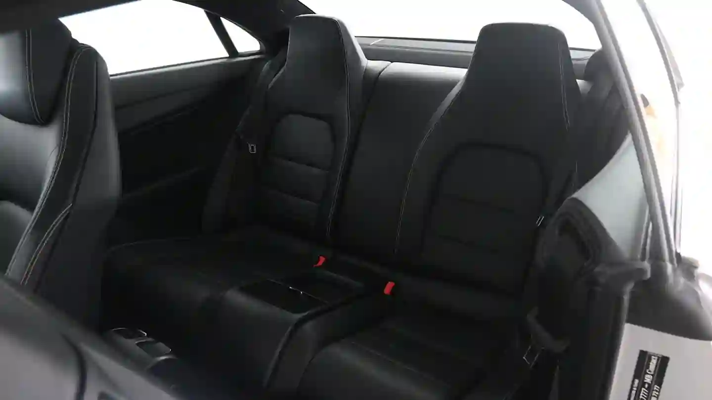 Car Image - 68EwaUgHiJRpJqni3njX47