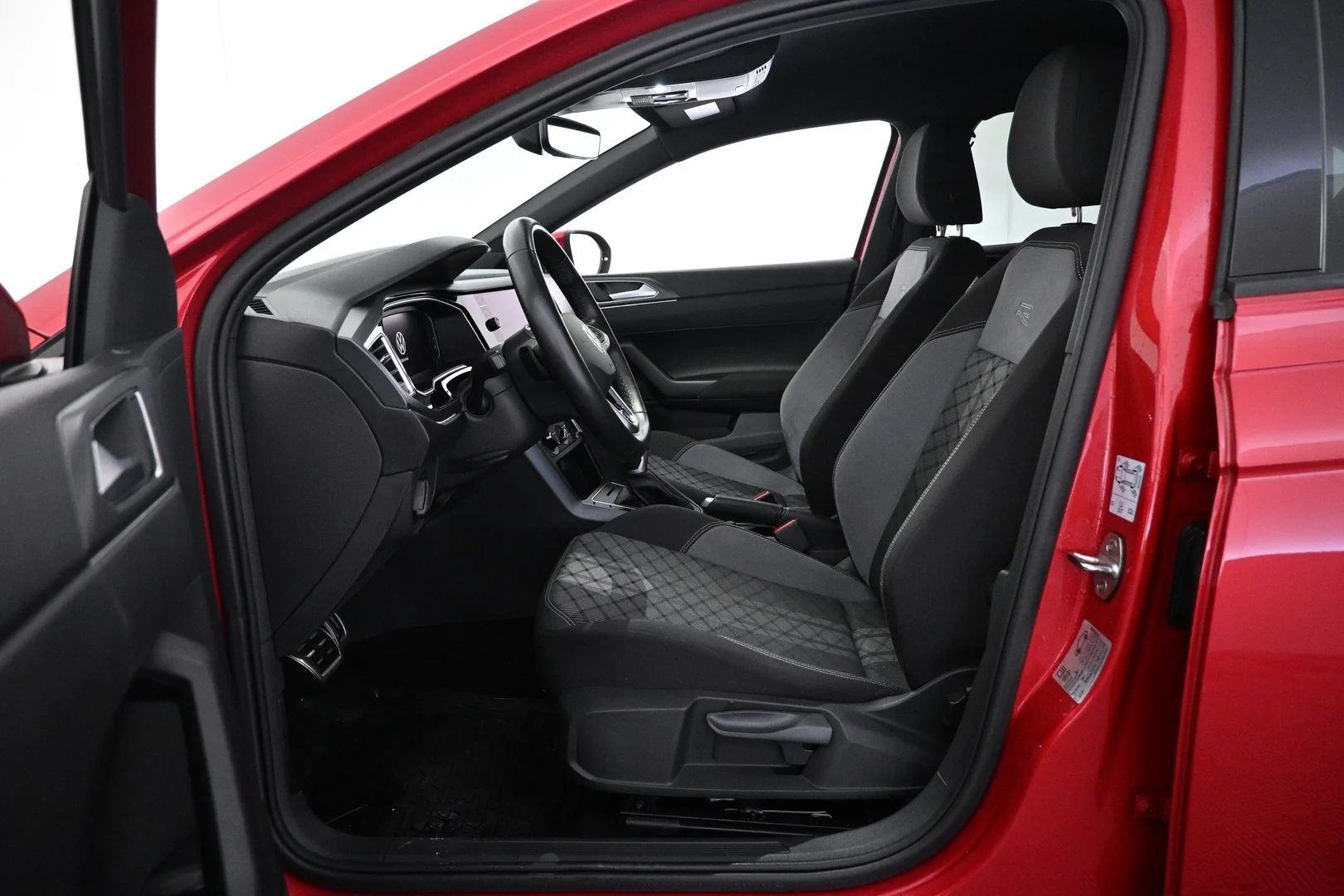 Car Image - 4FALLzlhWwW0b5fKQqDhXY