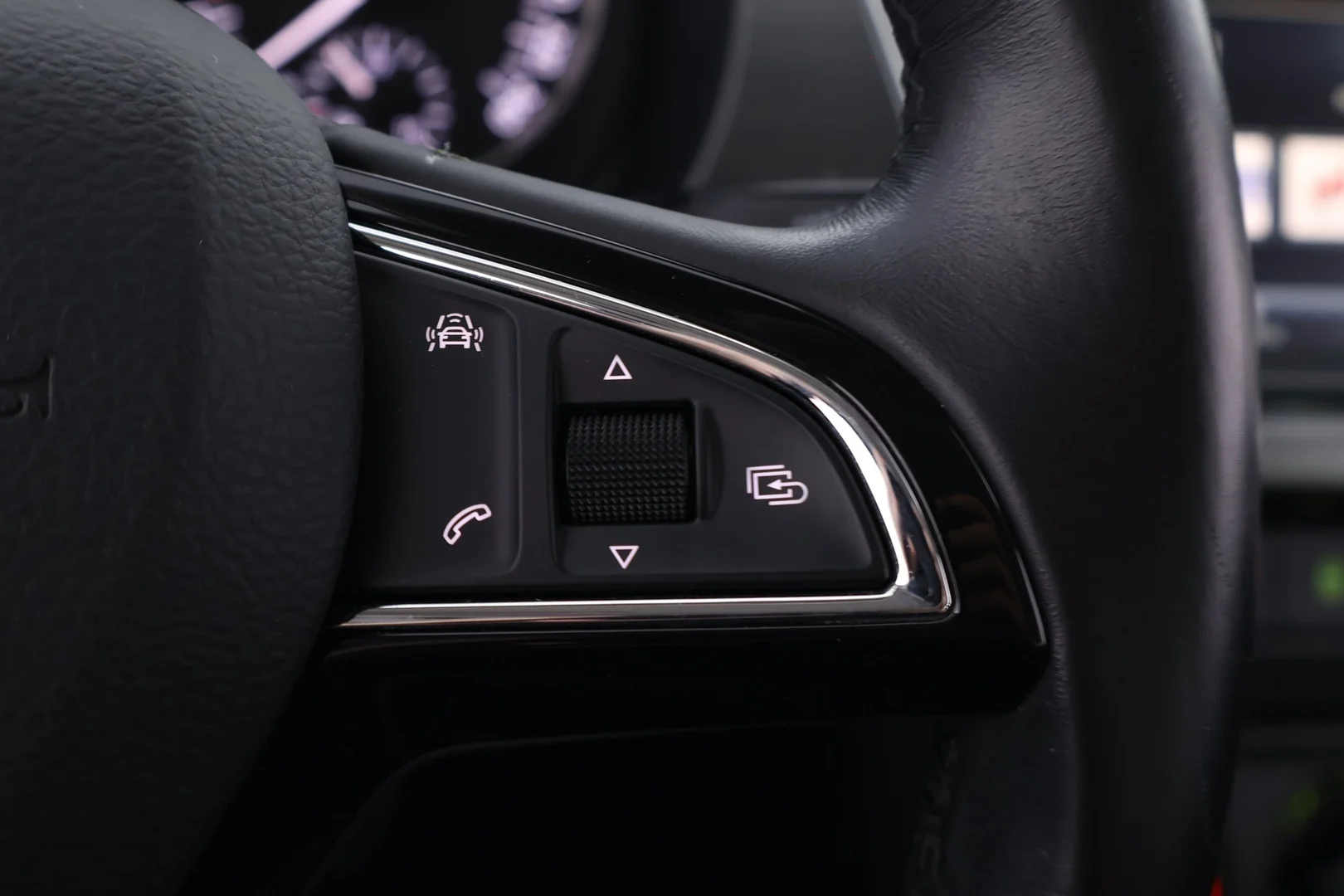 Car Image - 72VVdIoJSPVRFYelqhtr96