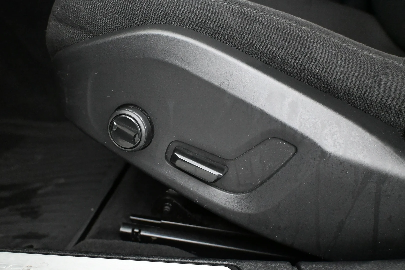 Car Image - 2HkldusL9Ai0YR1IEvx1kN