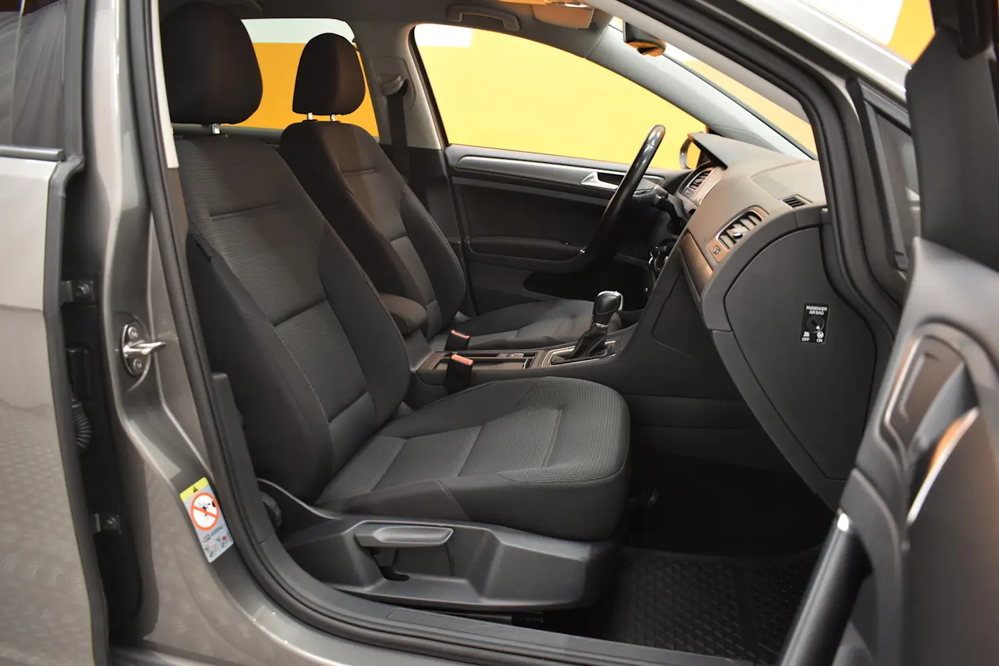 Car Image - 1HmW9OtK8XGtyVK6OxjSyP