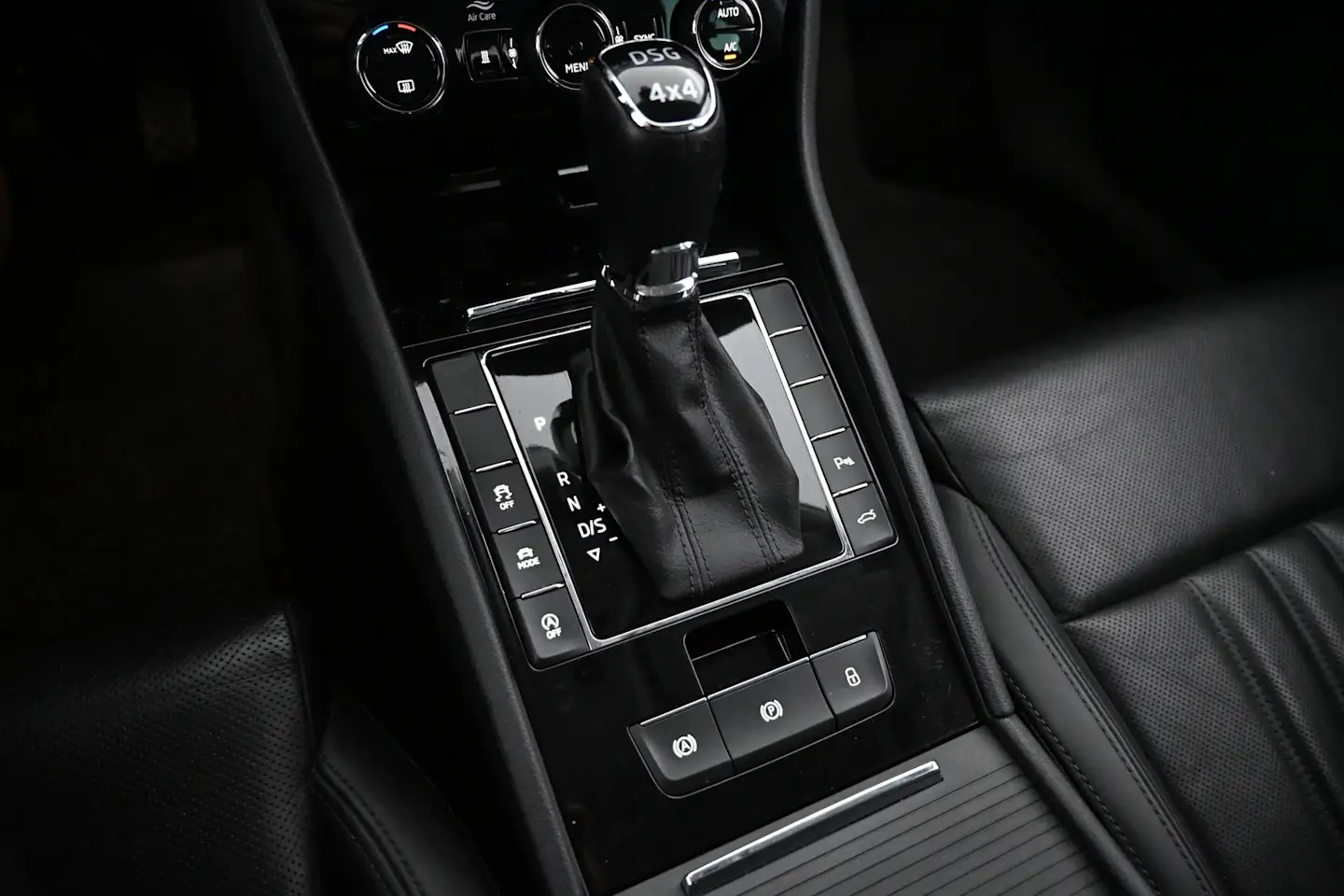 Car Image - 3t1loH9DVwnJhiaGlrKO5c