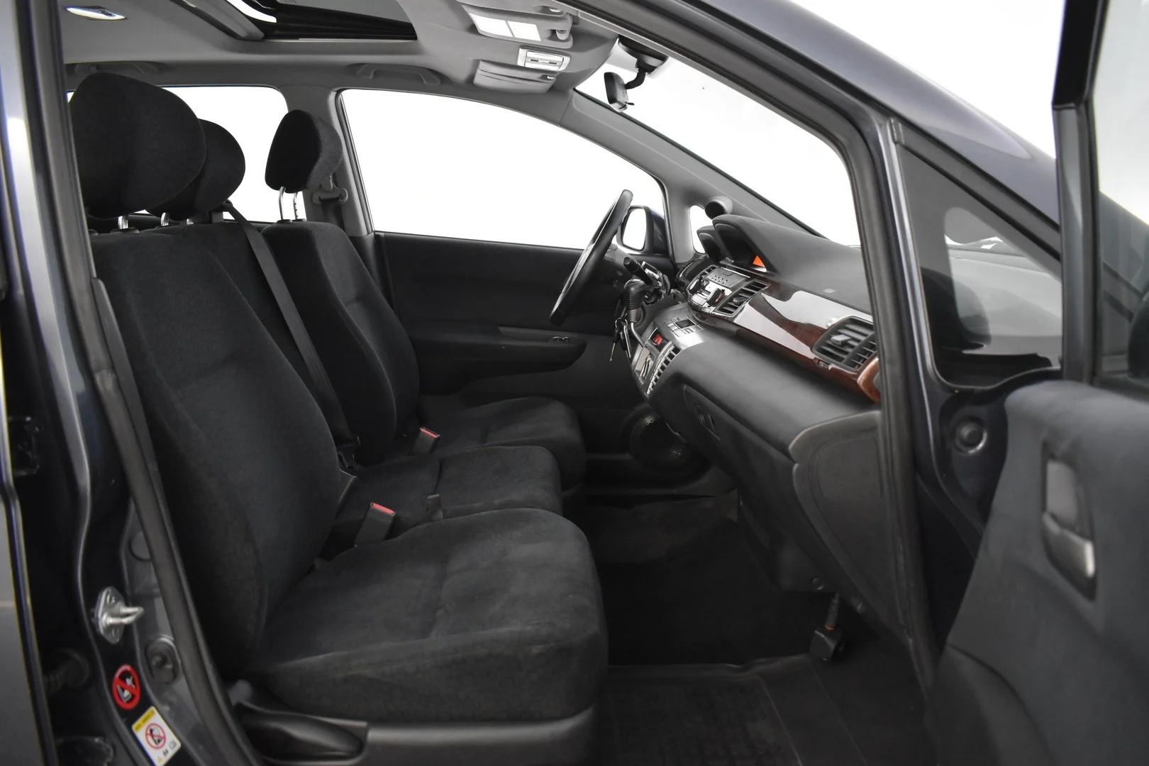 Car Image - 15llZnqxyAJKqPIqn50hkZ
