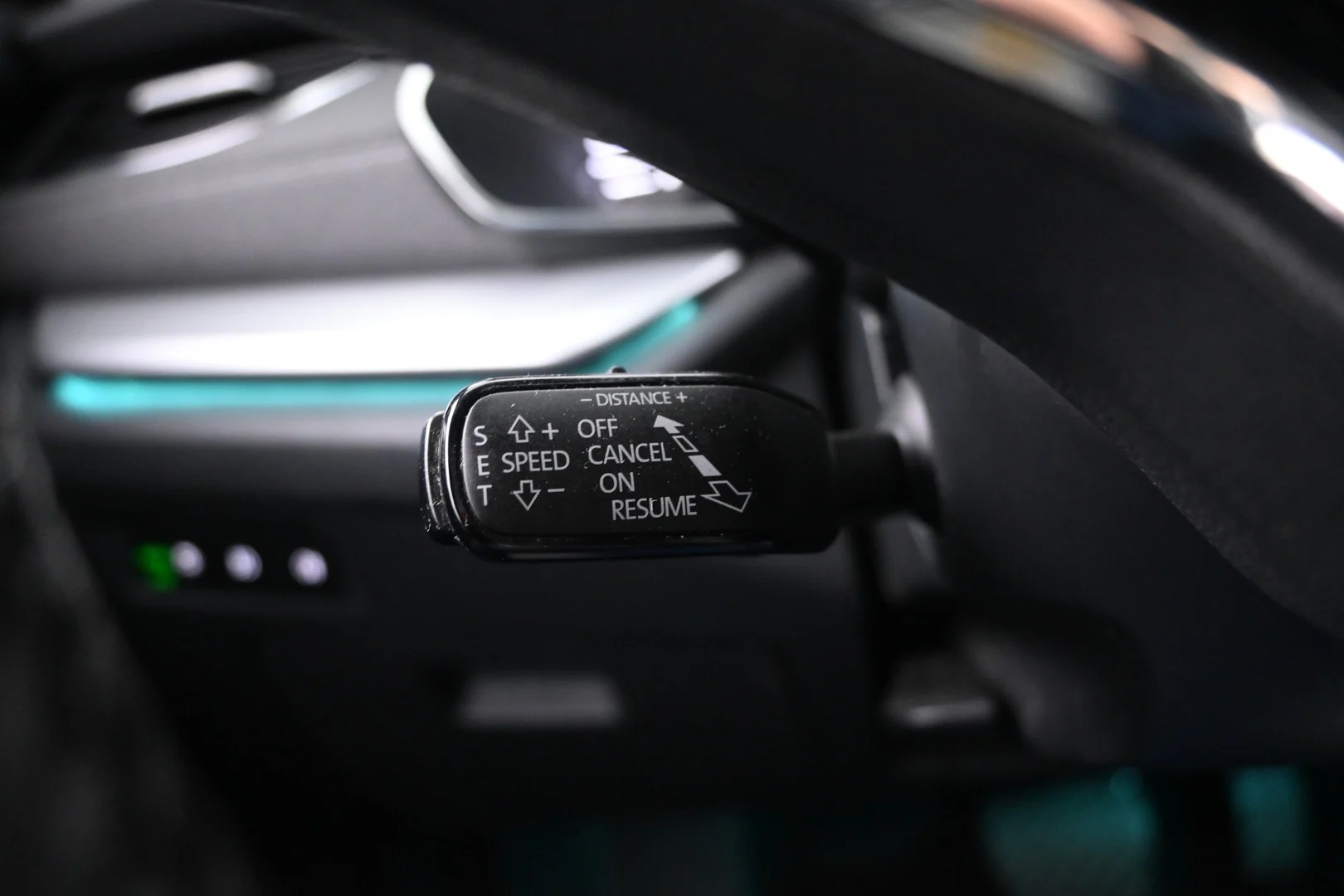 Car Image - 2sFzSRXANkCudJ4INJ7zTq