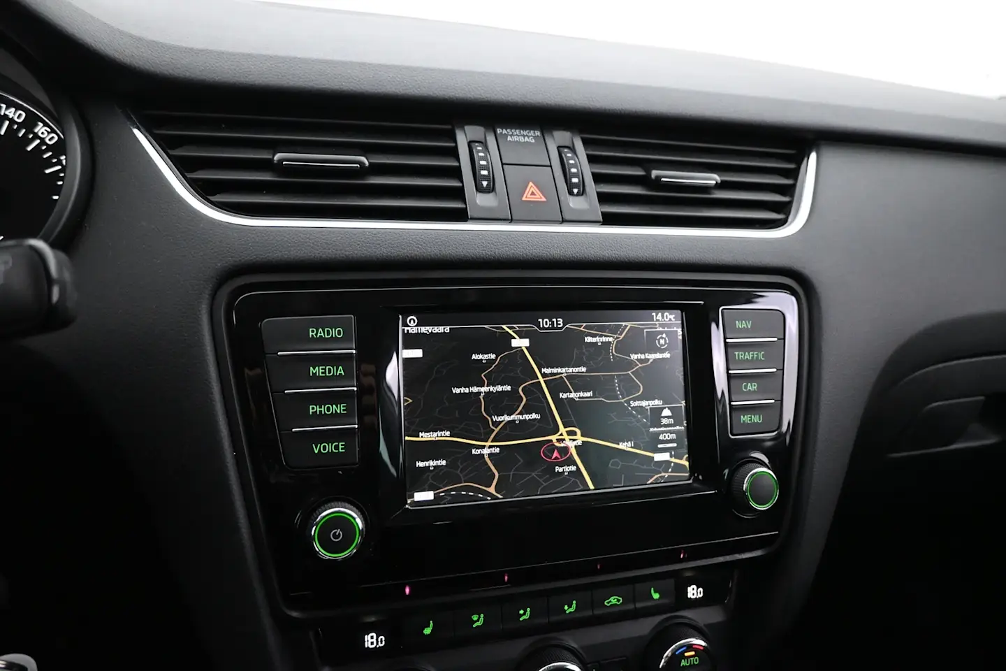 Car Image - 5zyawrS4bvTvW7N58z3ZXx