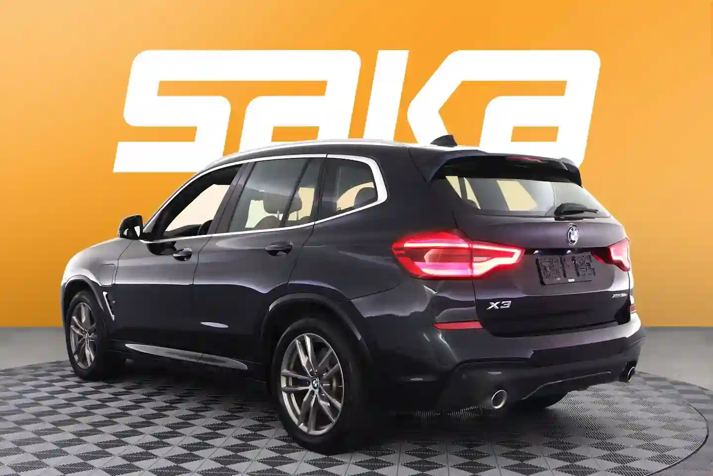 Car Image - 53P9BRYIF9Y8y1xeq8beaH