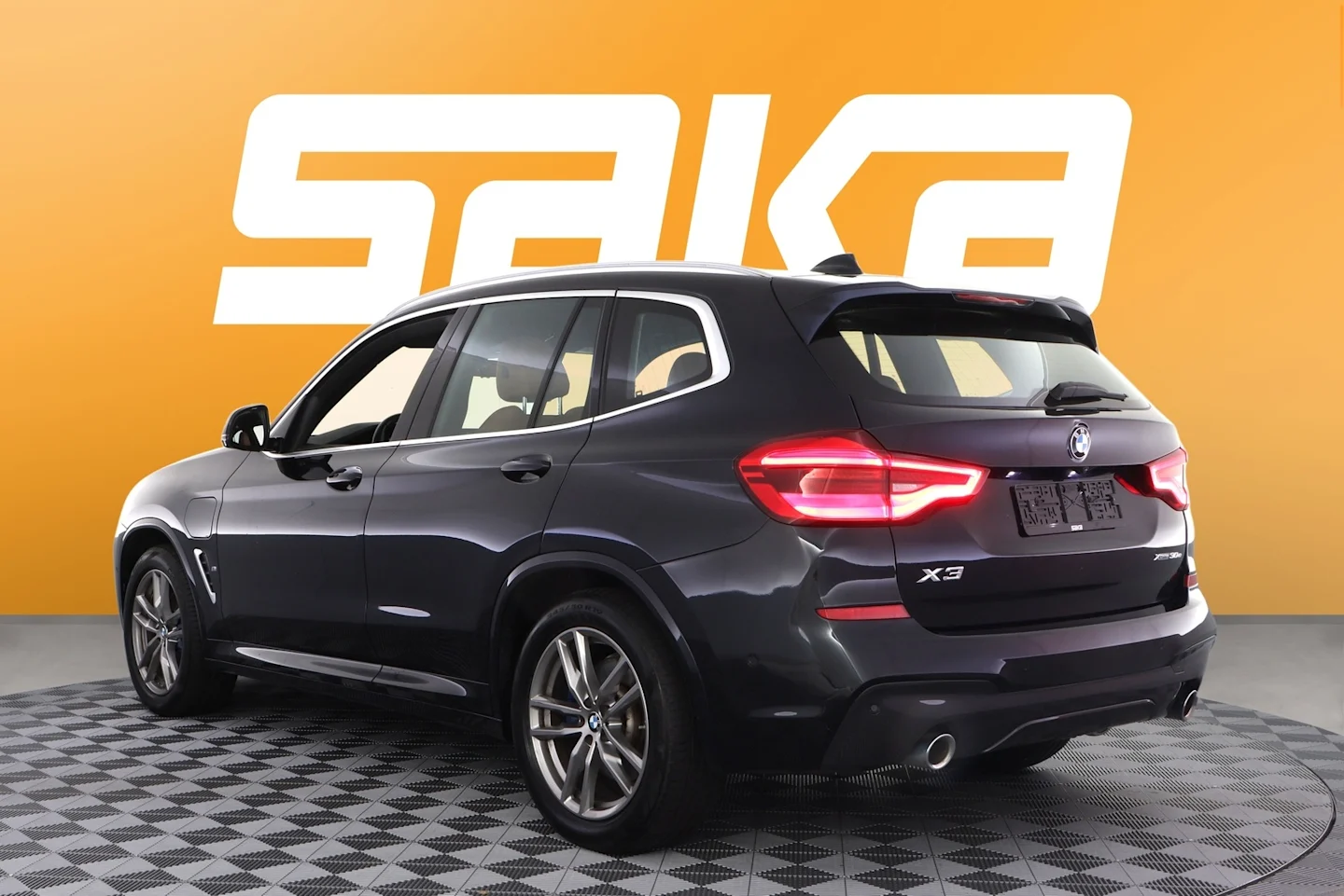 Car Image - 53P9BRYIF9Y8y1xeq8beaH