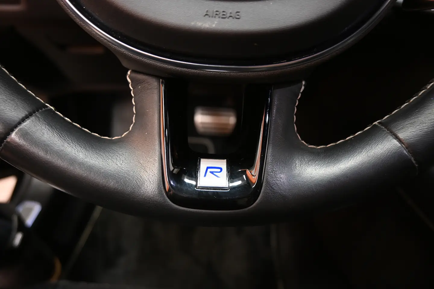 Car Image - 7uA1qSiMrZqz8cOSy1V6cZ