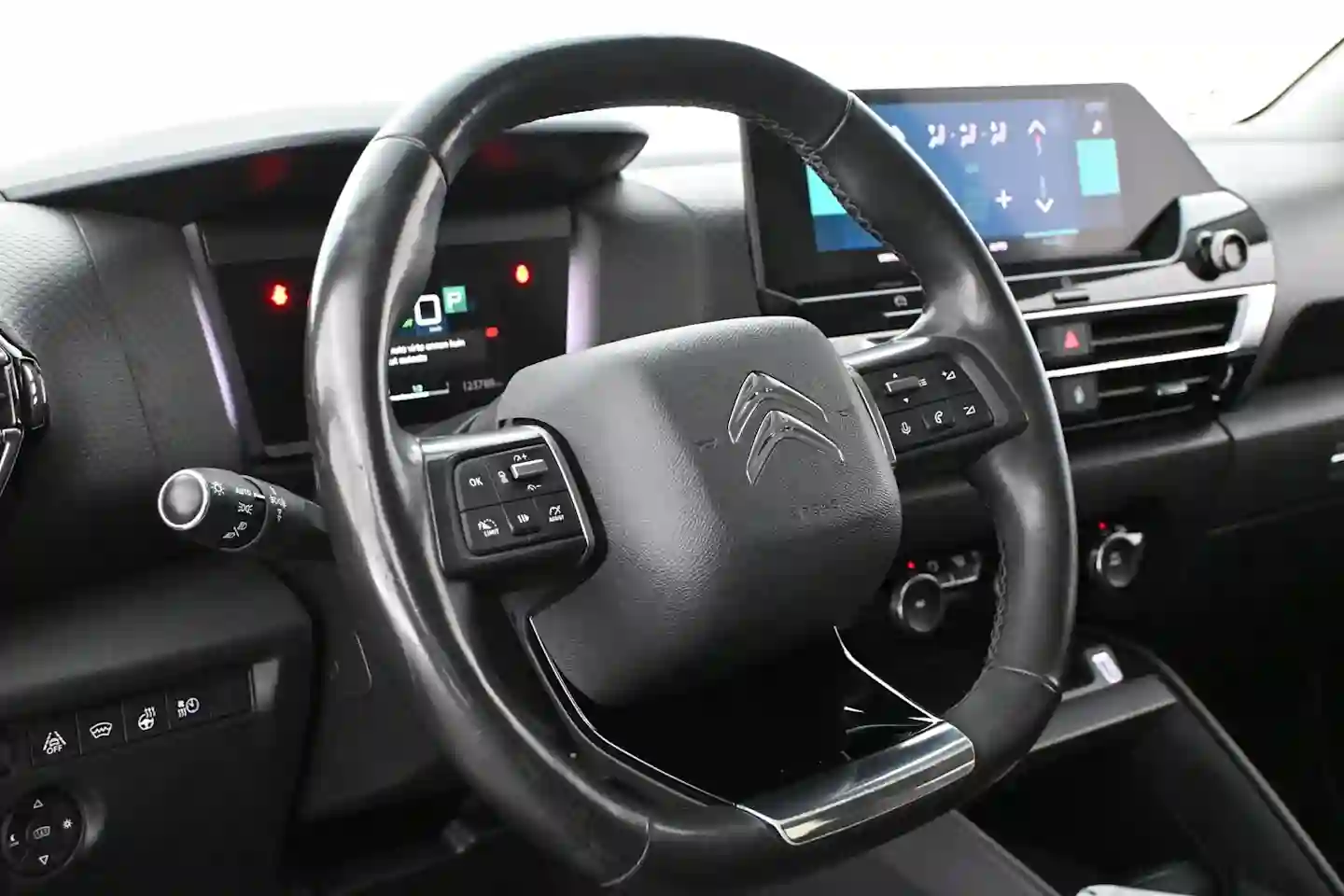 Car Image - 5OosvhAtcPq0XeeXTvP7HP