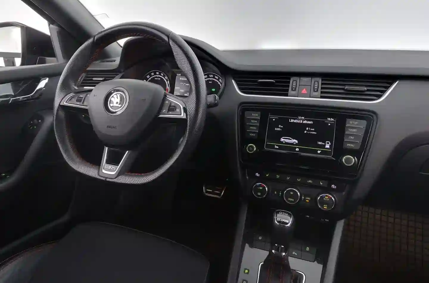Car Image - 3uKkbgyYPRDB9bp0E2cGgf