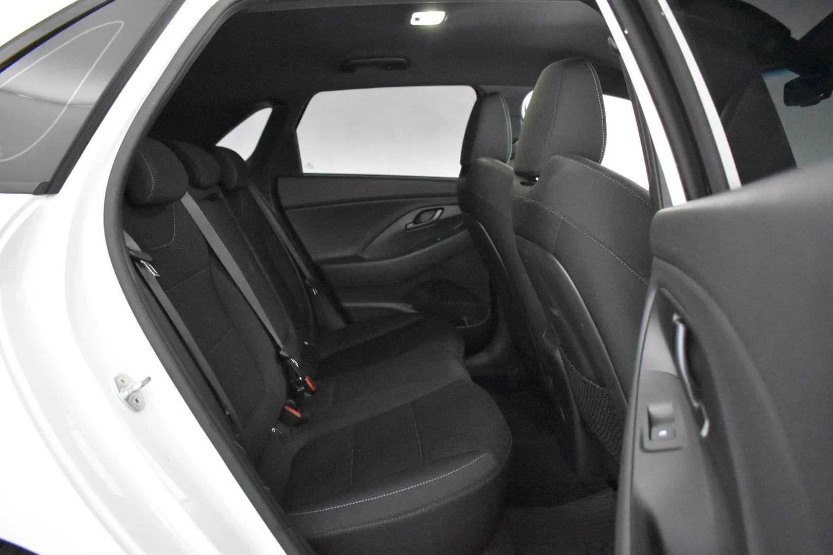 Car Image - 7KIMS2O453PJluarLiSRmE