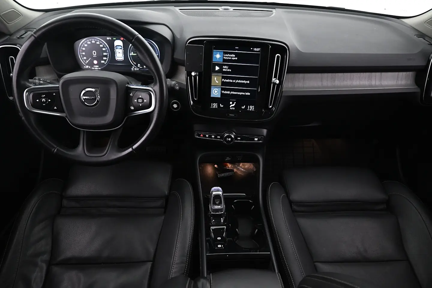 Car Image - 7jDtVyfYcLF7llFo3vfHBZ