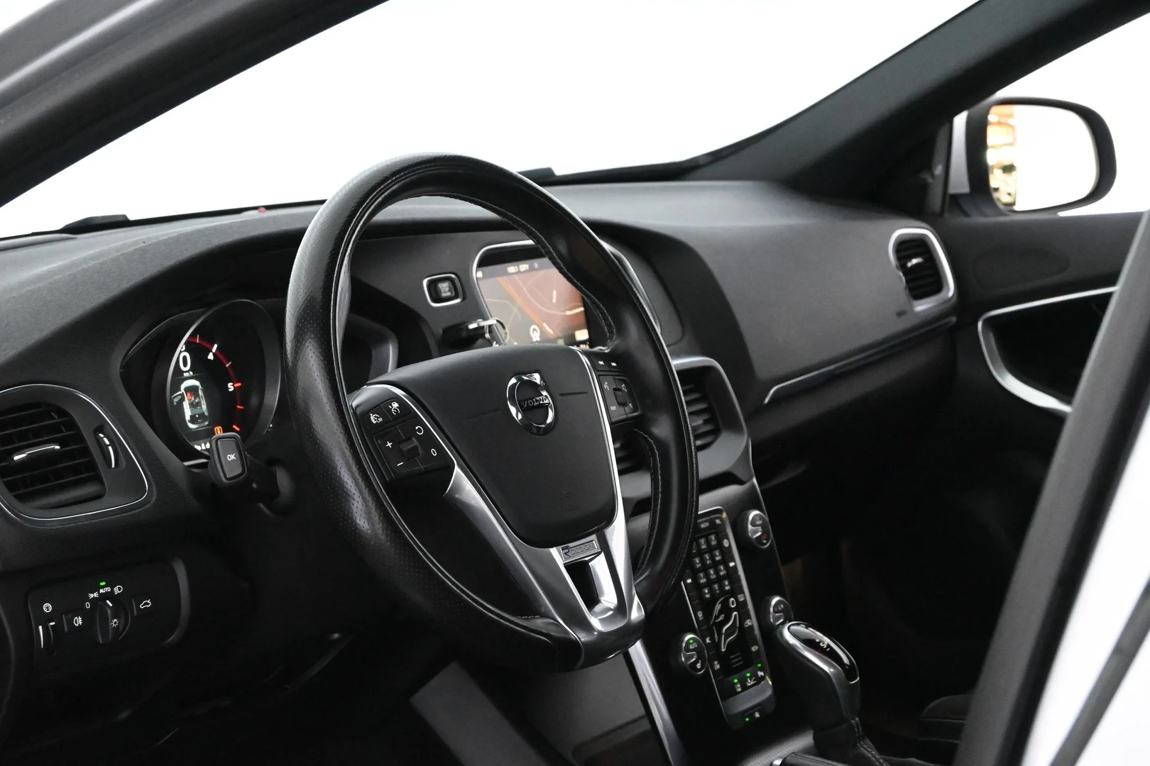 Car Image - 6aEEYx6wMVTq9rUShfxz8Y