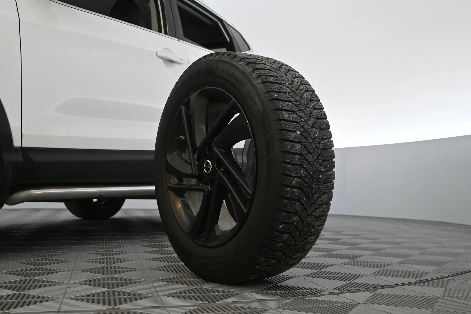 Car Image - 4CwTA3zAnnUBrB0lowBLsn