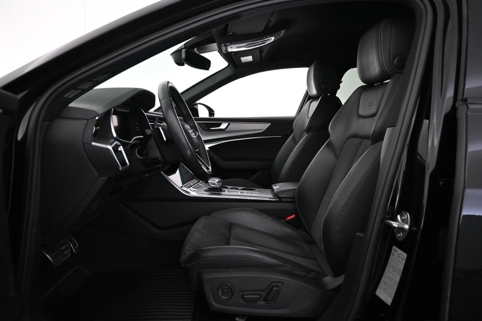 Car Image - 3p61YqqxrFykCHFbU9en6H