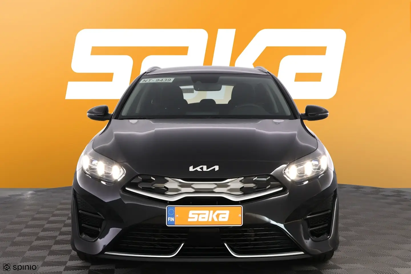 Car Image - 6CXOWXGBLV9FeXclluguZ6