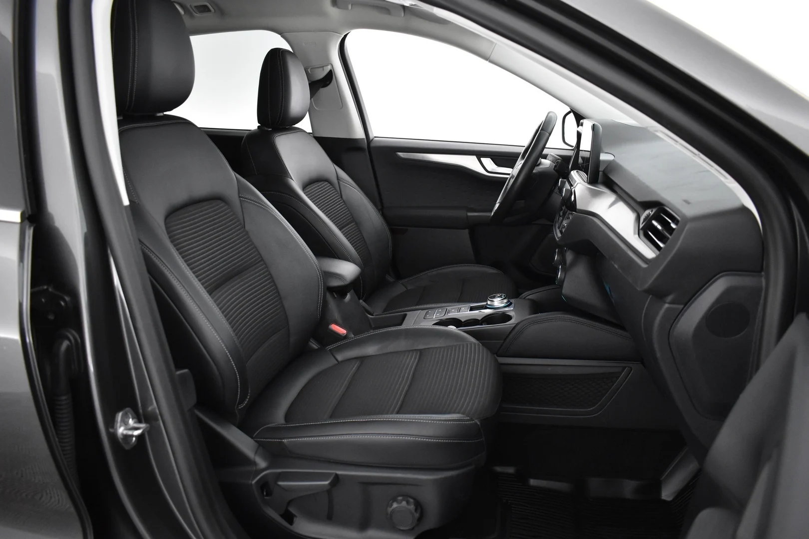 Car Image - 7g9eQ68HpJ1gERHwjiRVJP
