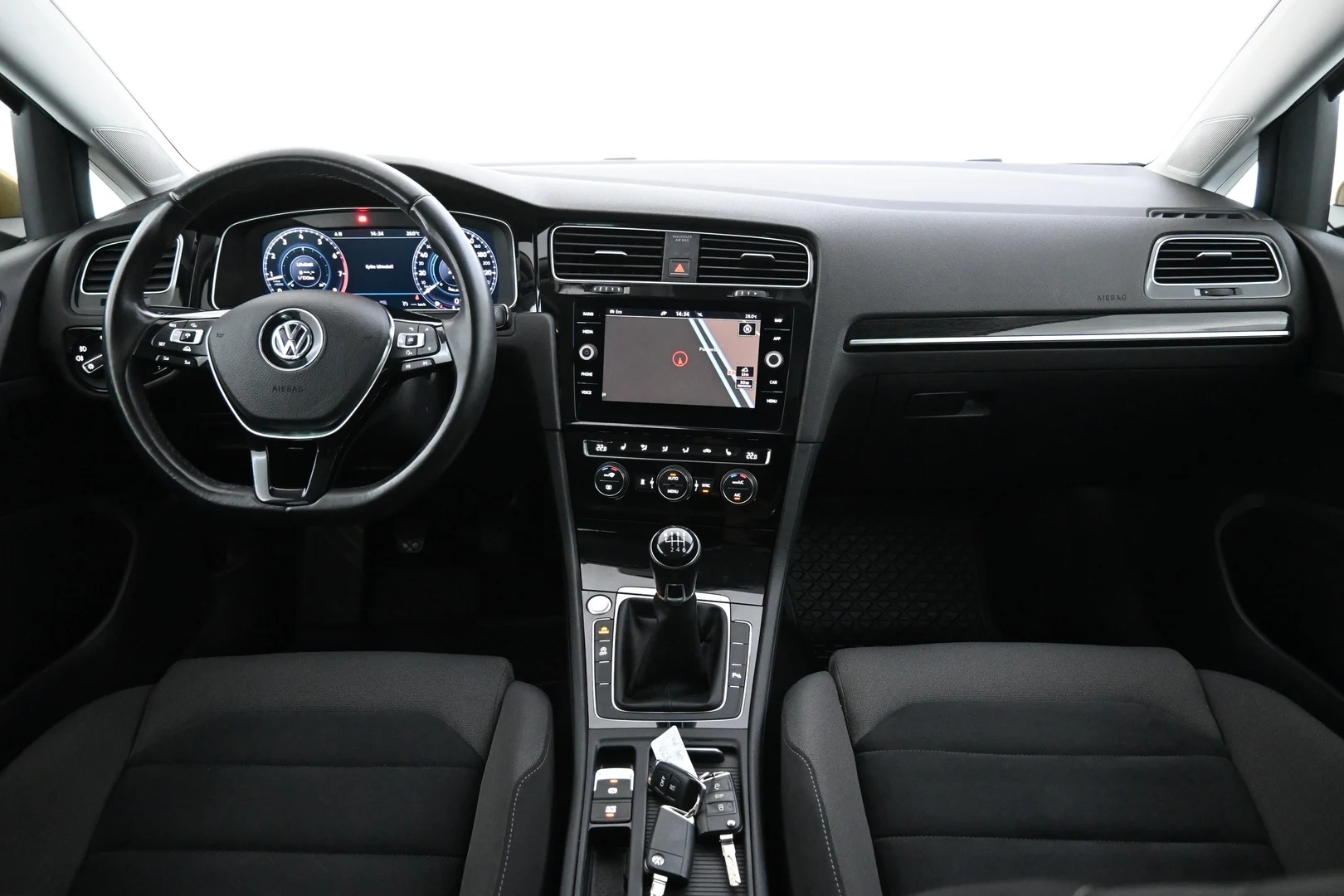 Car Image - 557P49LeIhLumif45Twjpz