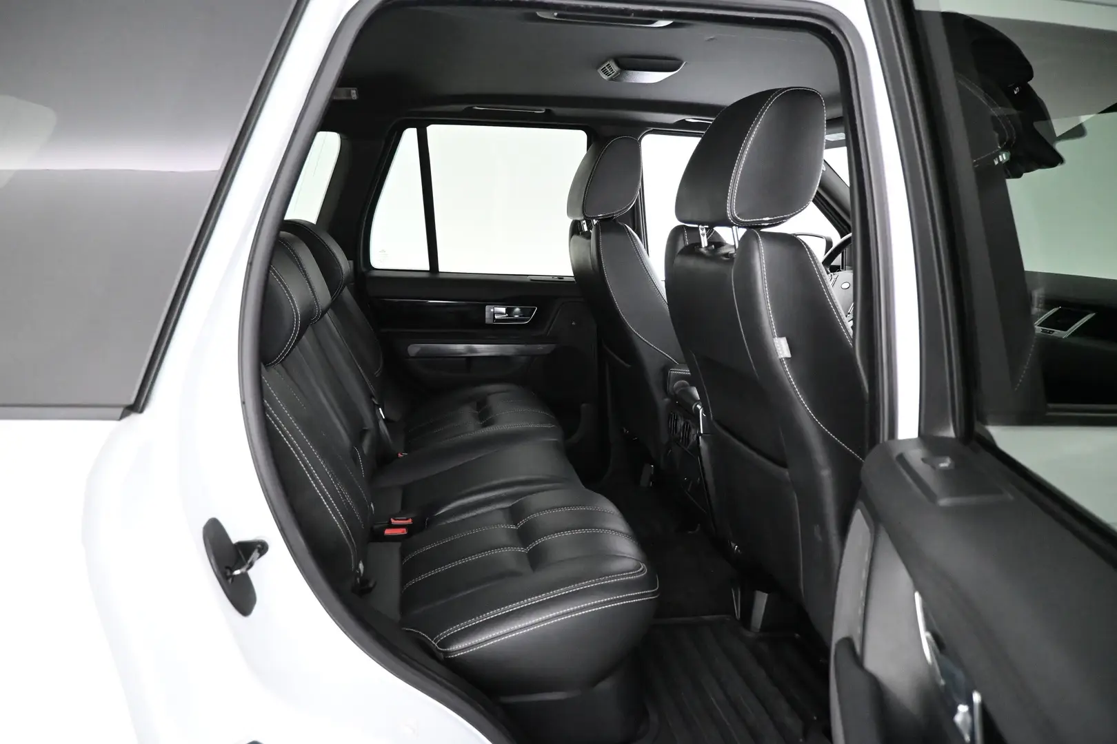 Car Image - 1rQyqZGrpRsGKZQNXO9QXI