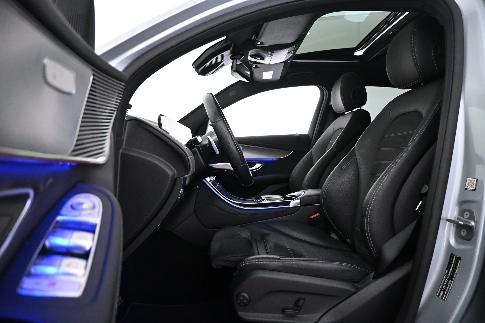 Car Image - 3mZvNhUKgPUMxgpjztiSLu