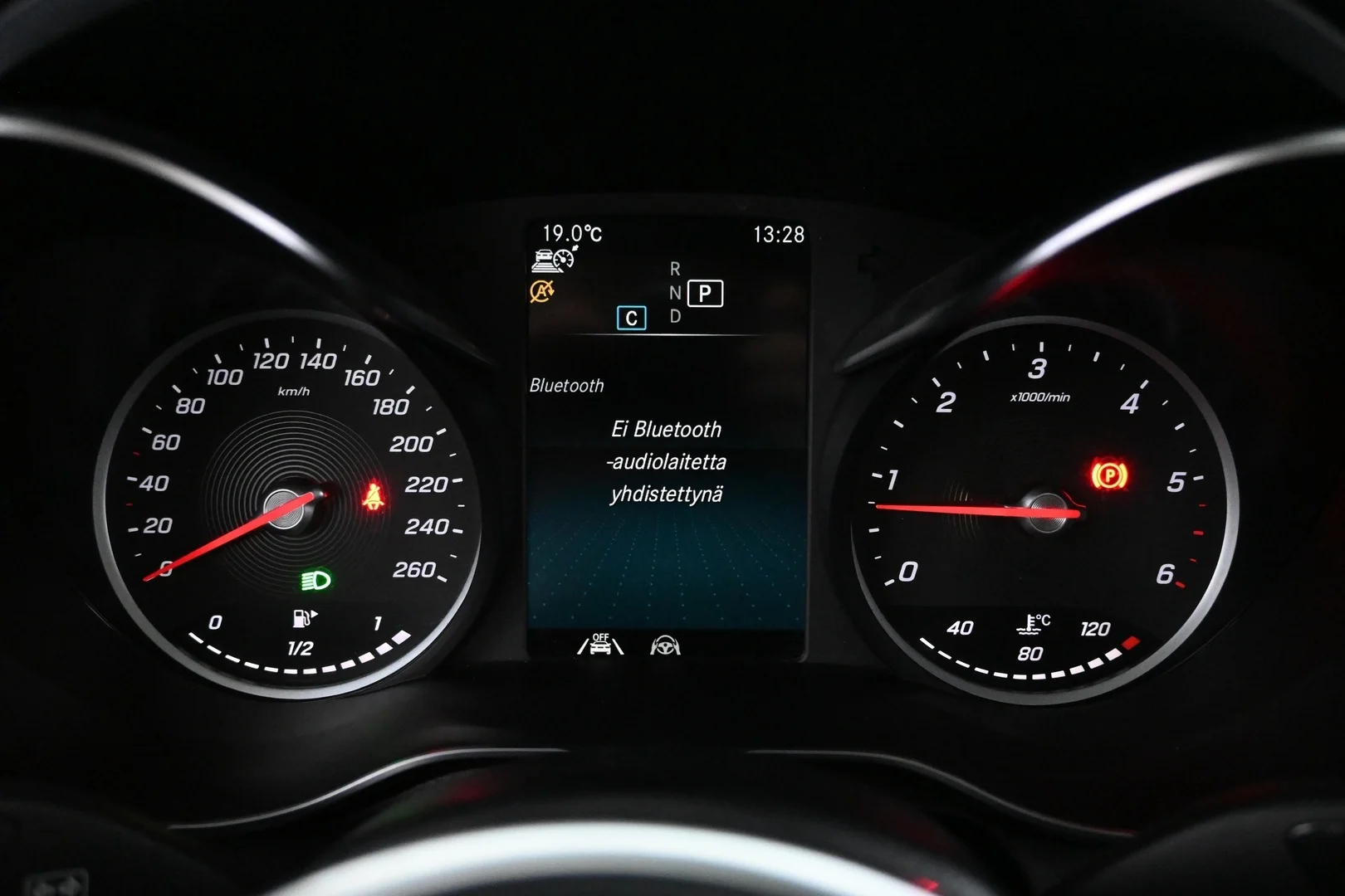 Car Image - 69MJJiXak27ghiBgAwn8EM