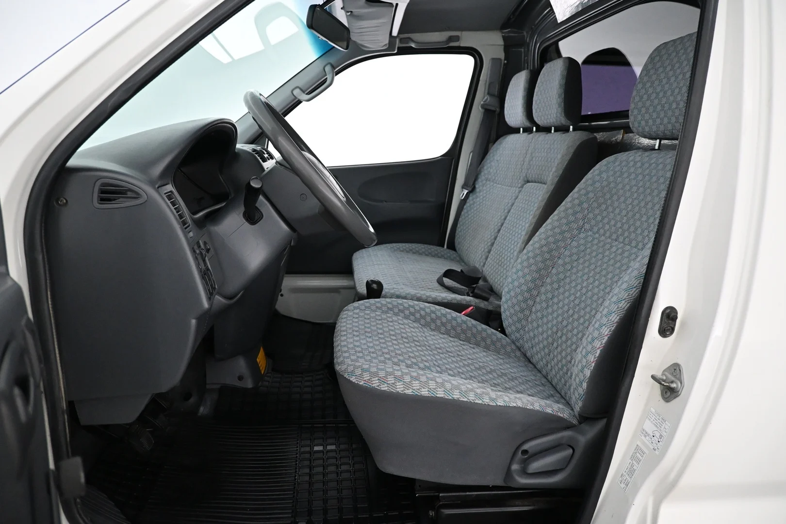 Car Image - 6OJVjCGjBGmeIBbIczKr4h