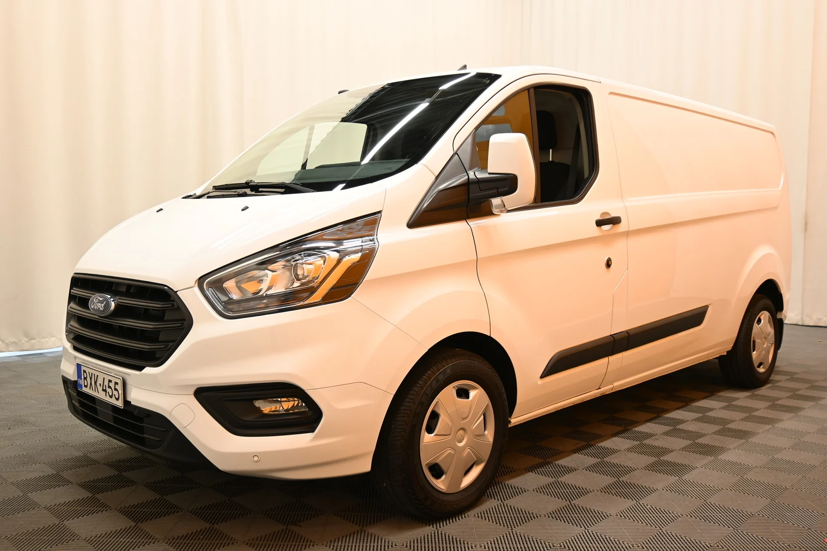 Car Image - Hhse1Nml9vbK4jRyU7K1Z
