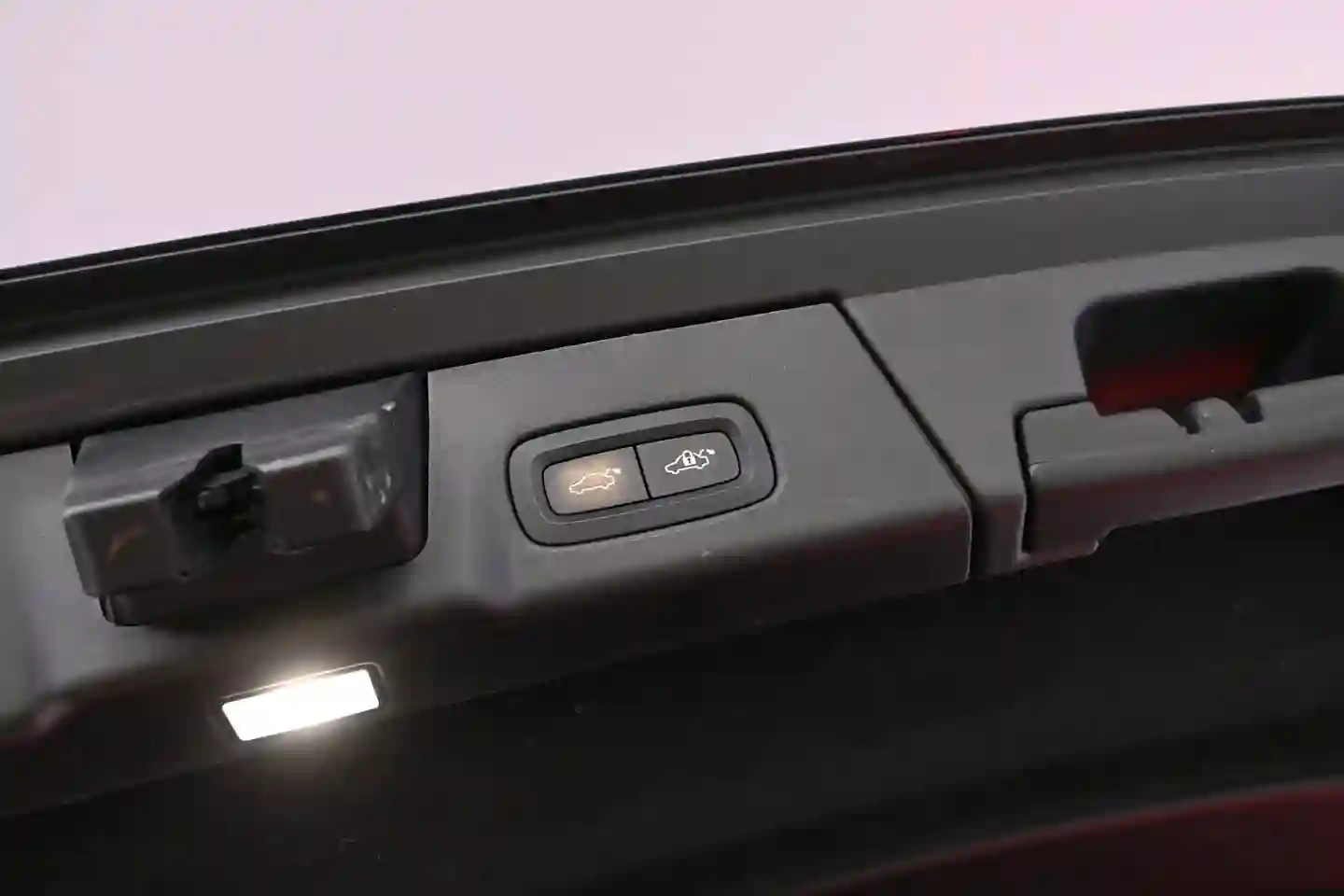 Car Image - 3fY7gm4w2WFcDjXAzPETkJ