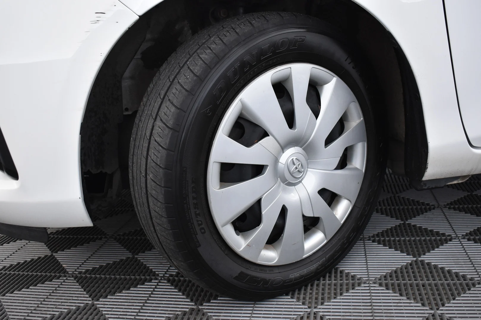 Car Image - 2N0WKhQLqdgwEWc5xE3AK6