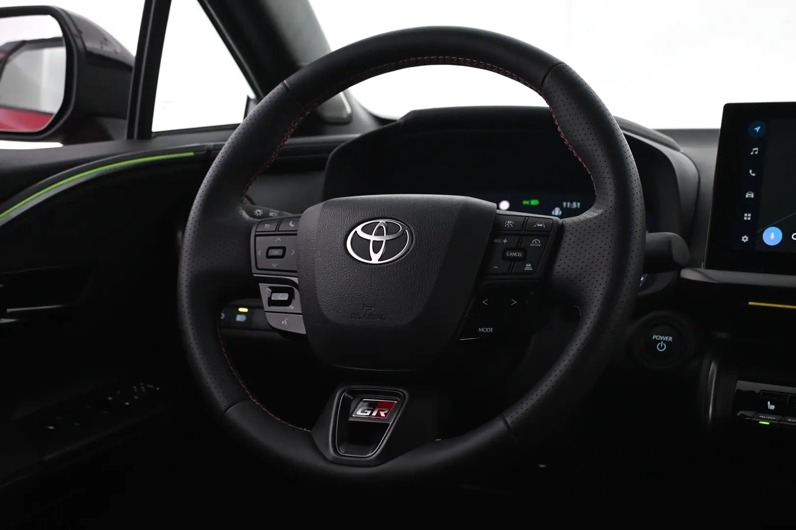 Car Image - 7j4KkDC0ygsqrfFqfqCzZd