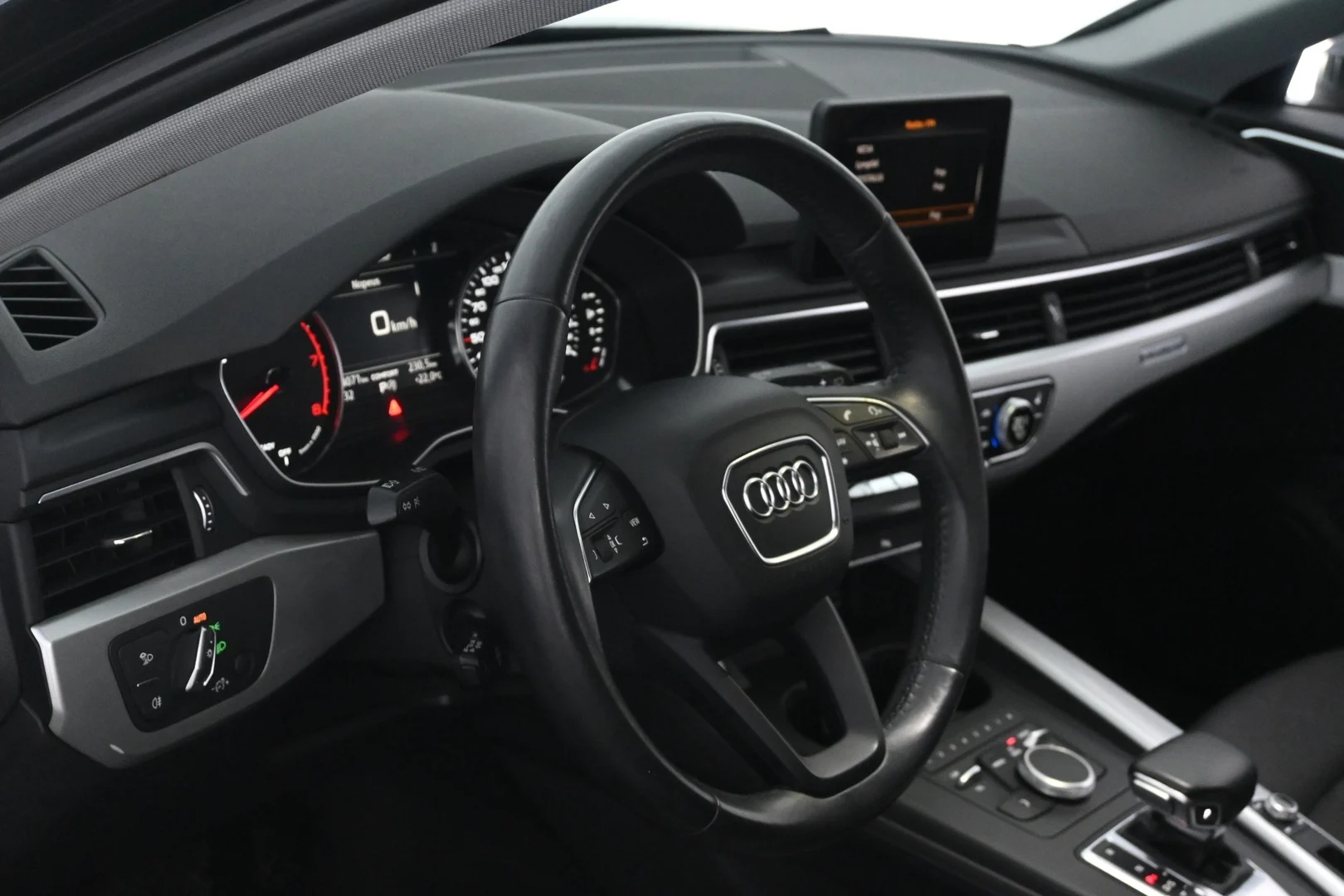Car Image - 6u8tszWH7CVRVhg9nFHfzb