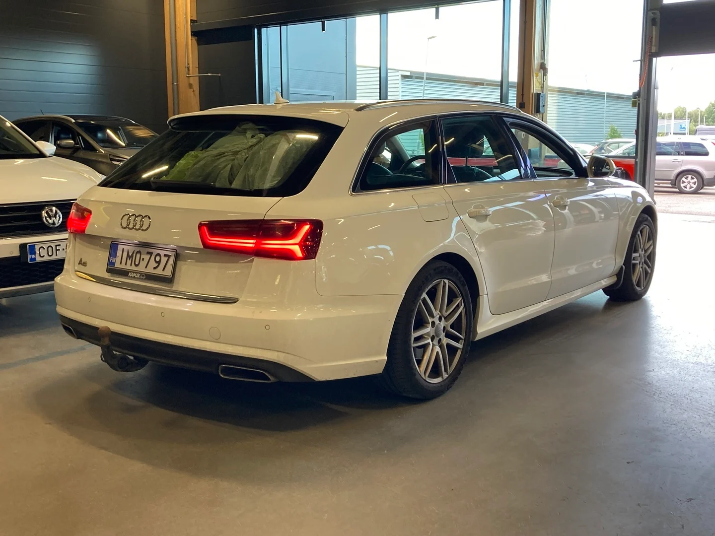 Car Image - 32N5mdIlyQIVL3ZI6pMNkQ