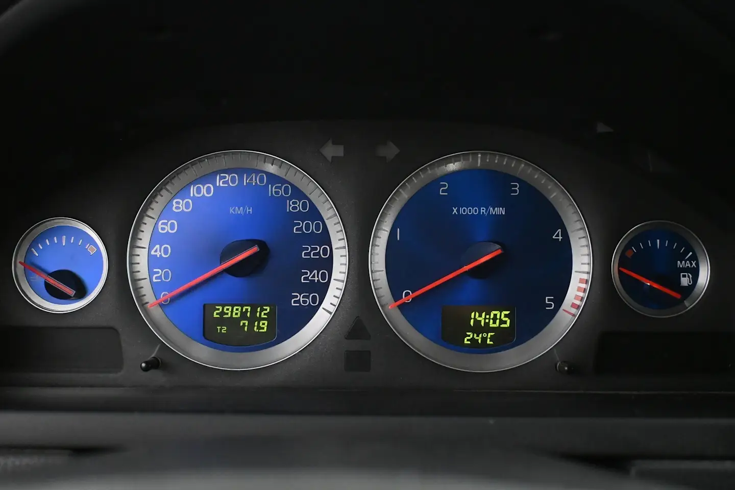 Car Image - 6uf9zfbkfCQLyna7sSGQId