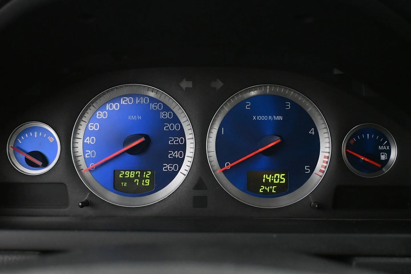 Car Image - 6uf9zfbkfCQLyna7sSGQId
