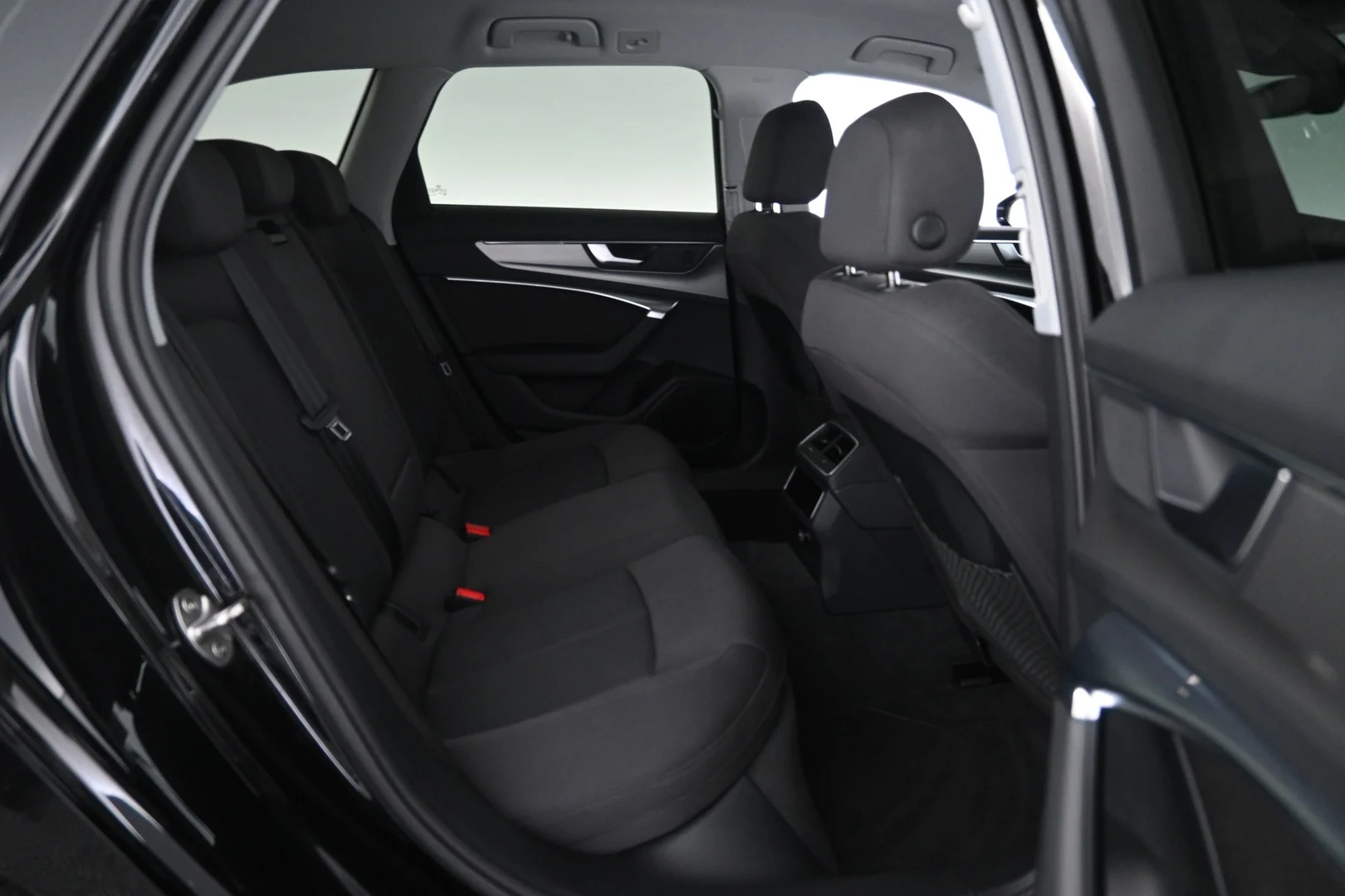 Car Image - 7HuGSiPdi3bKCbZ1jlvW6j