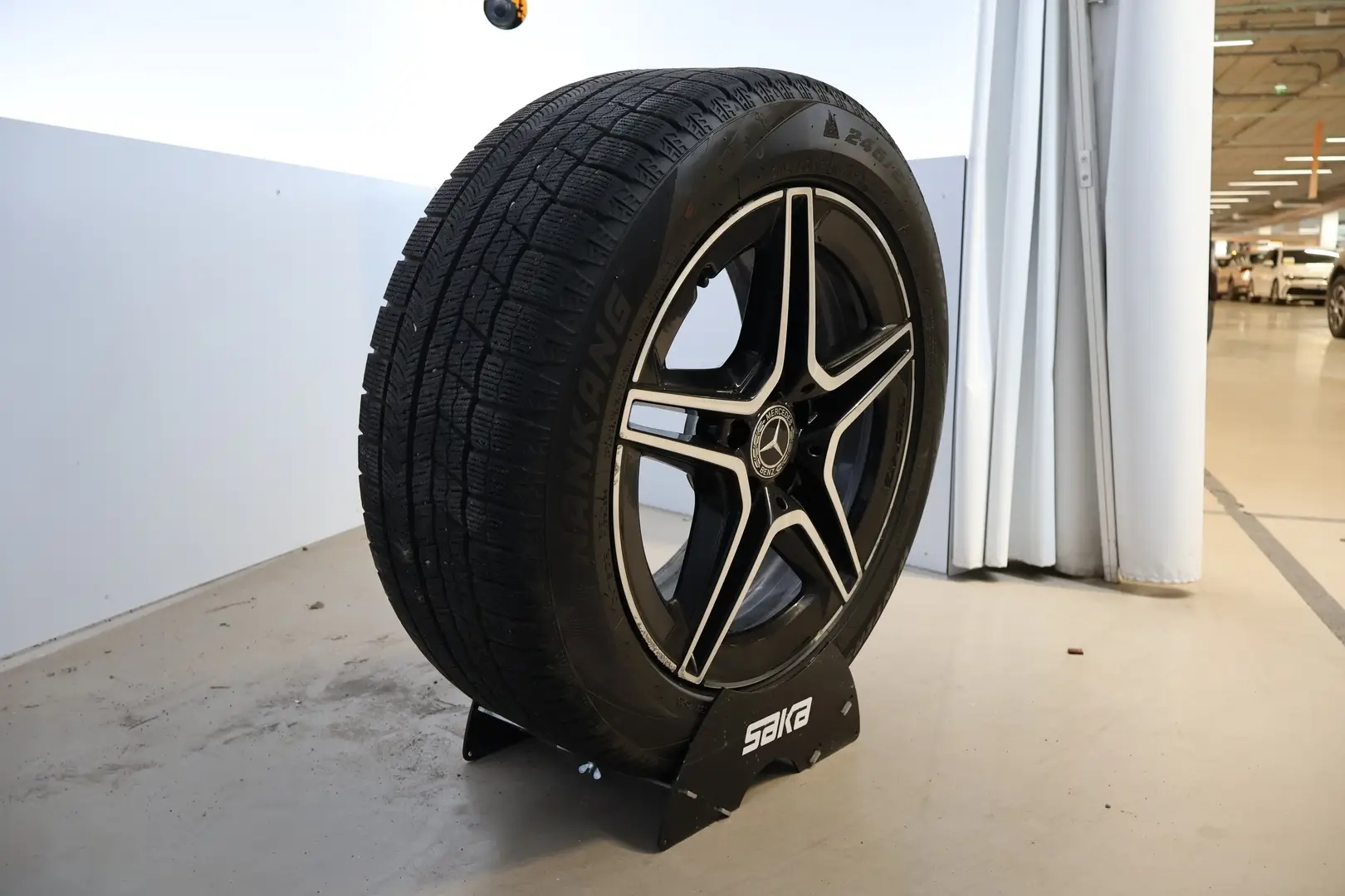 Car Image - 5H331shrfcWo0ze9Ng9SiW