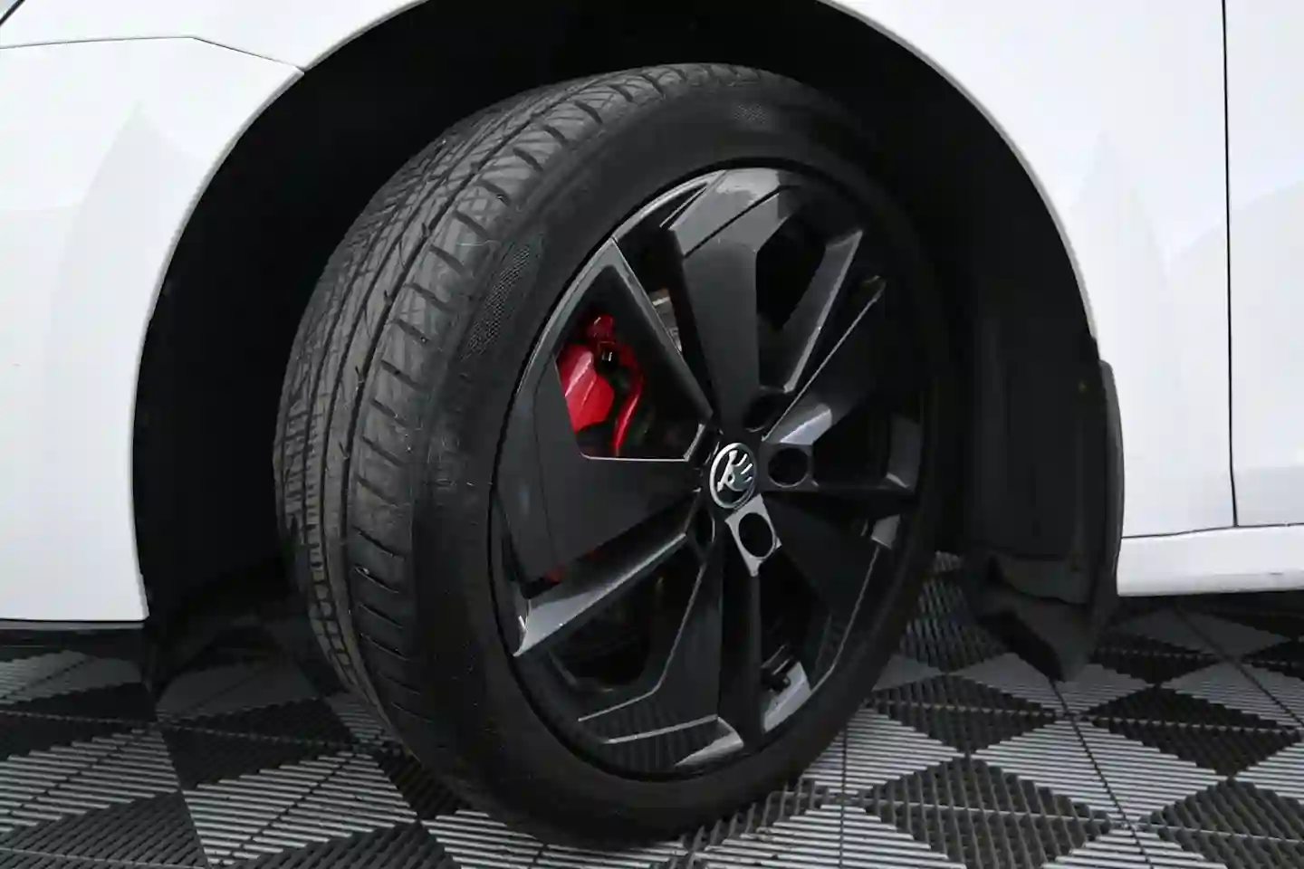 Car Image - 5XypquN9xnxV38KHJO4yuI