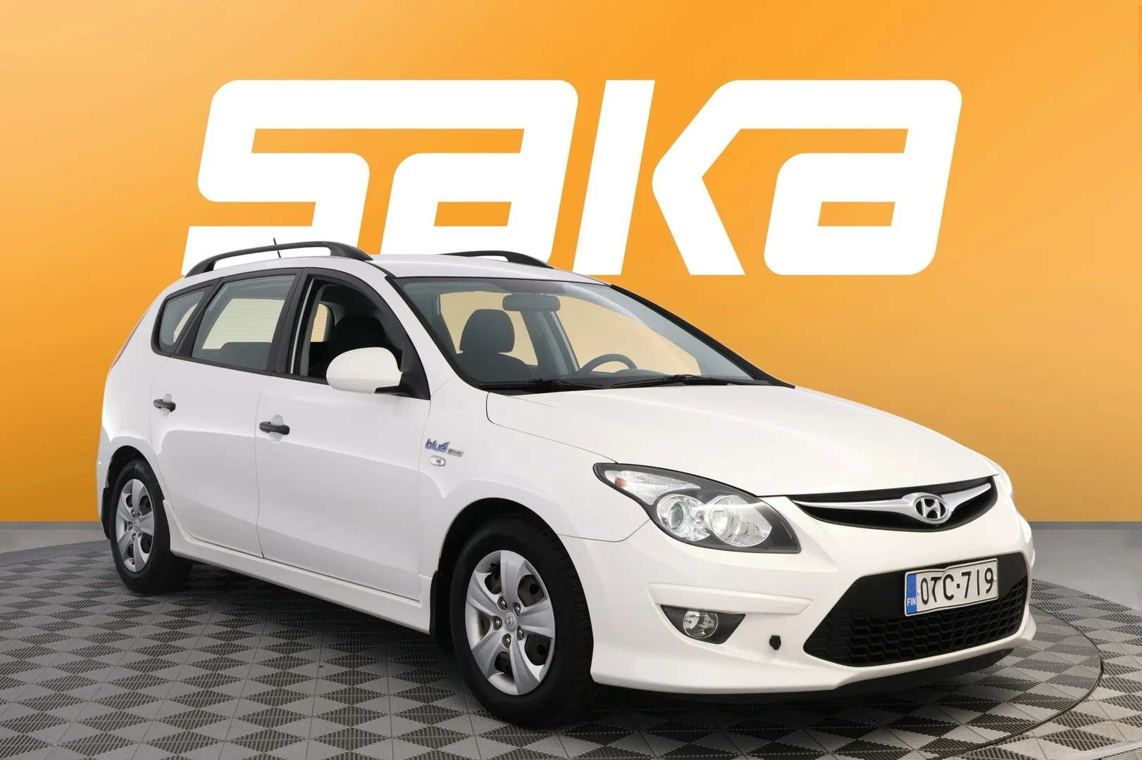 Car Image - NraiB6wjXa3HQwqUMTf60