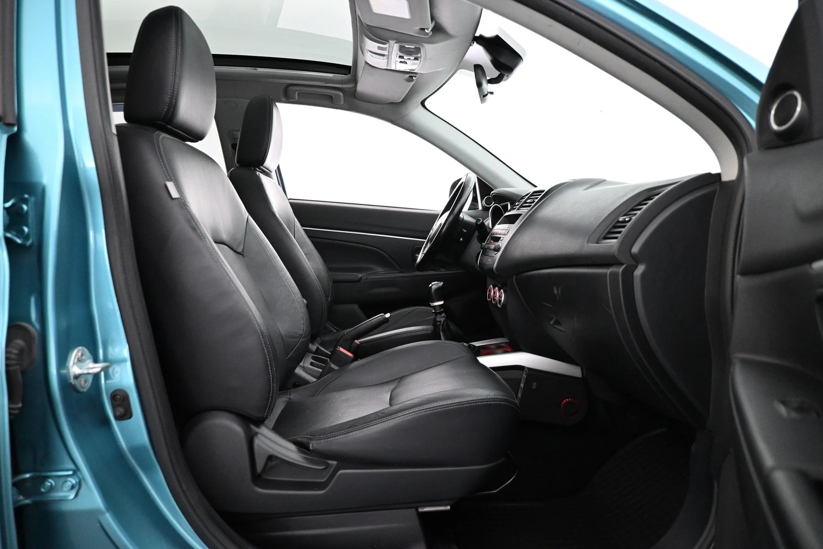 Car Image - 2oODpwsJMLSDxF2LWMbFQp