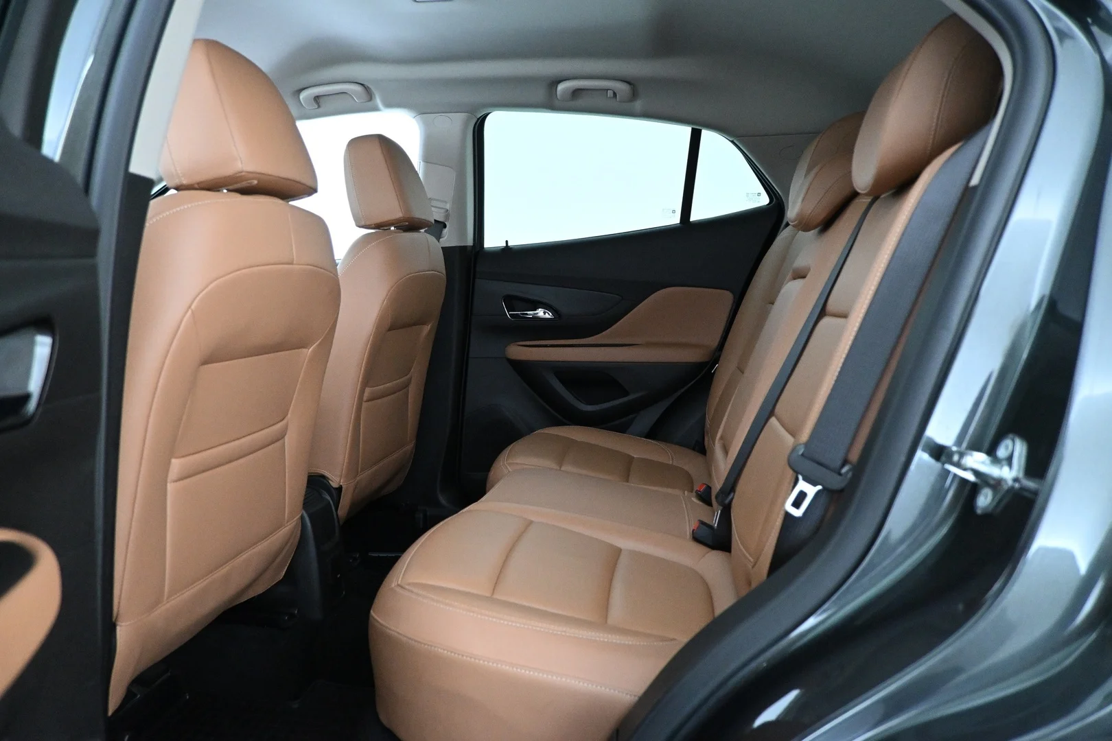 Car Image - 3AYLctfjcNFymsUSw7eM11