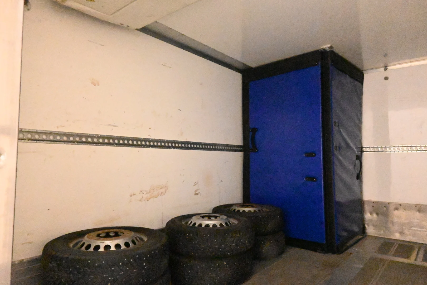 Car Image - 120qrQi3wo9xzNHKblIUK5