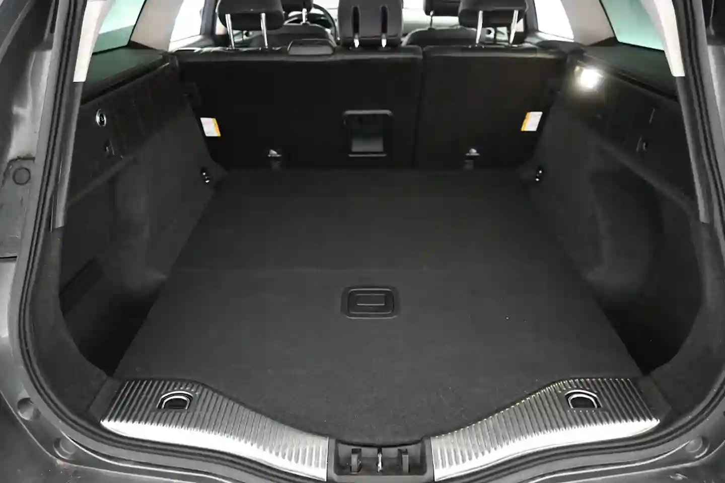 Car Image - 5L7DFkNwasd8je5f9UkhRp