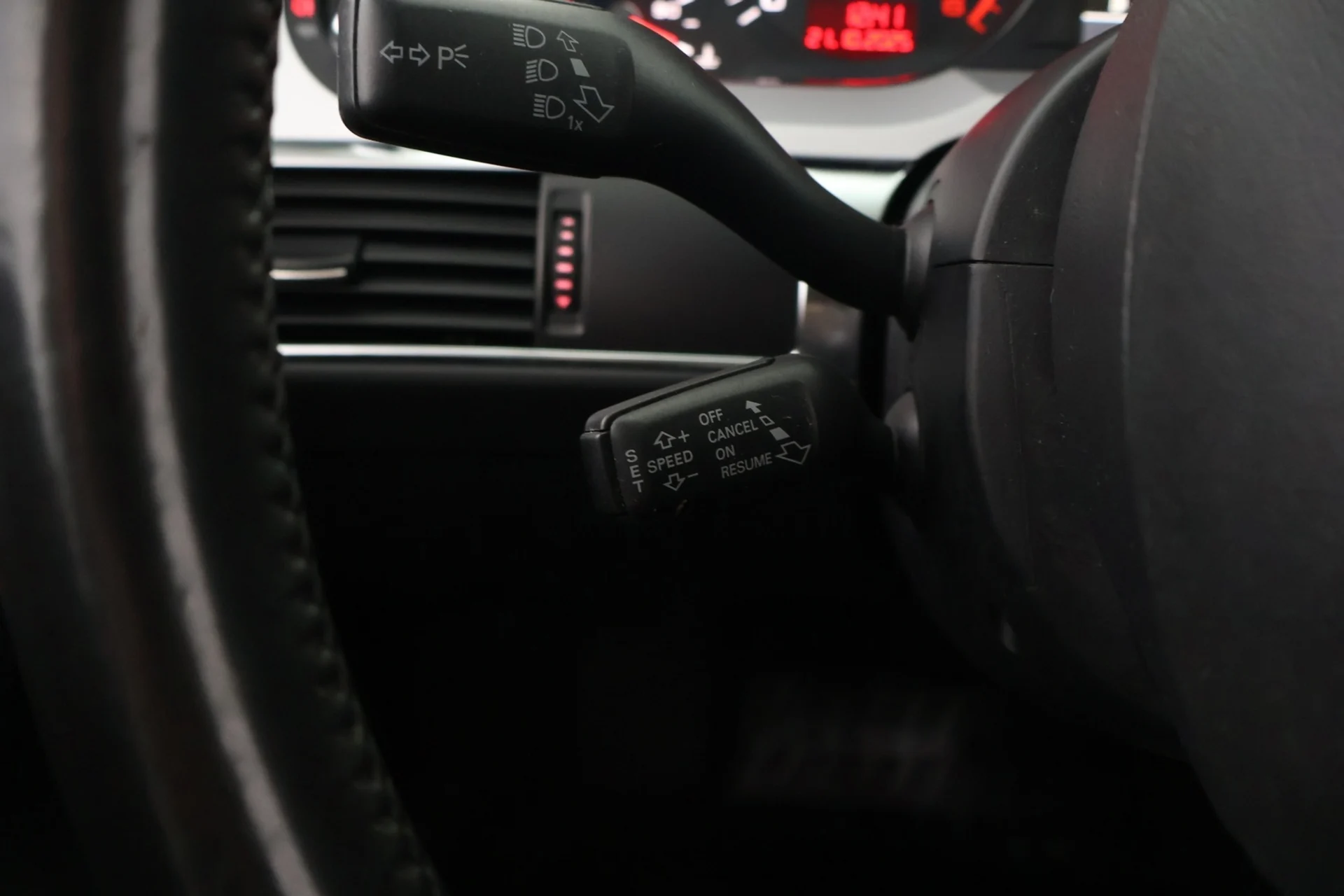 Car Image - 7rLsQwOJgfEJftydcUILGR