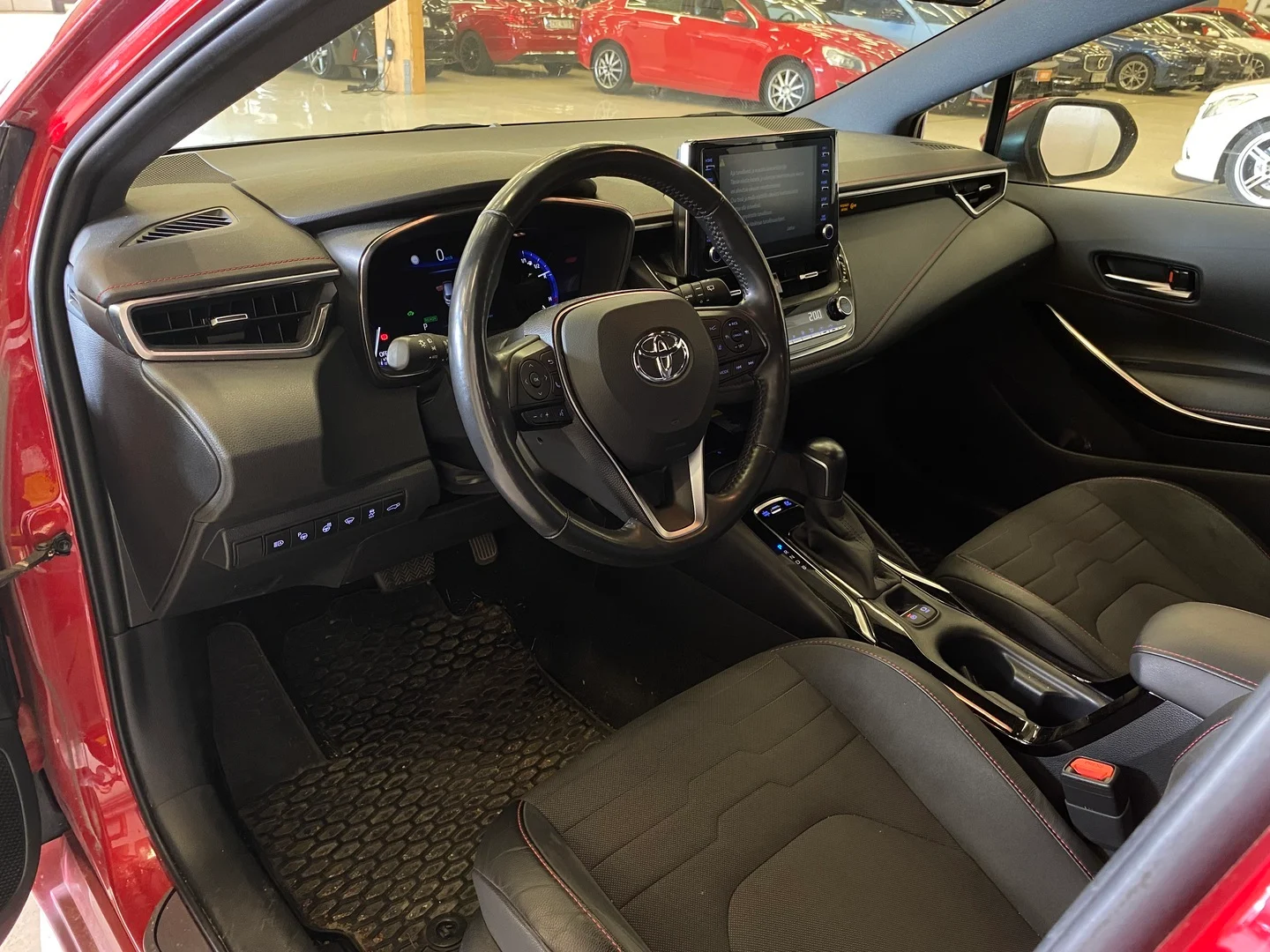 Car Image - 6yLYcoJrL18Mzrk3RTwsCU