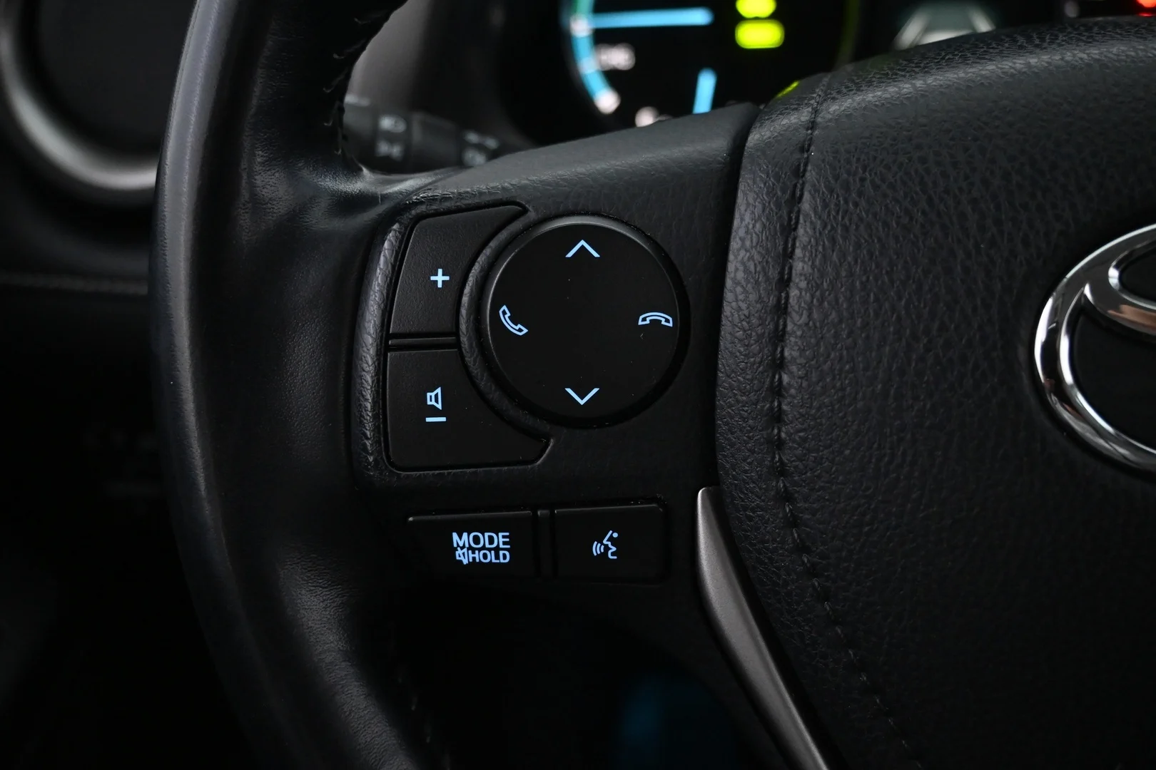 Car Image - nLGGFKH96fWhpaQOt0VPq